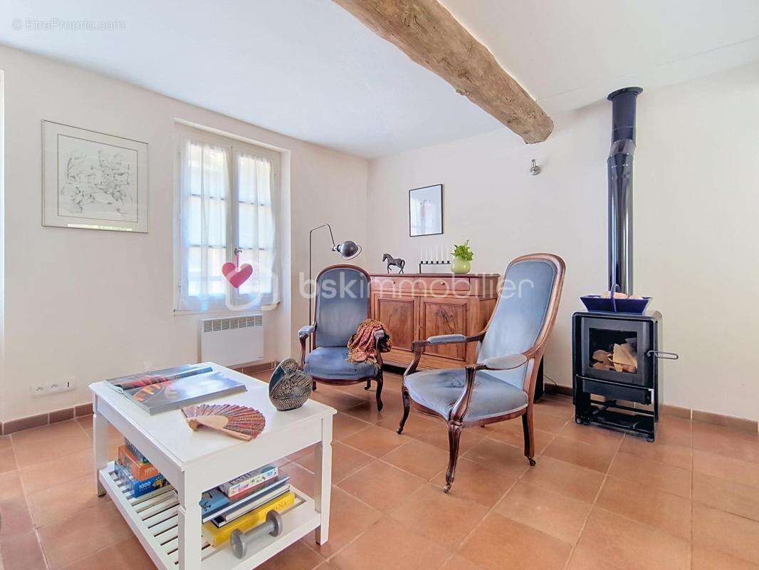 Maison de village de caractère à Vinça, 4 chambres, patio, garage et vue sur le canigou - photo 6