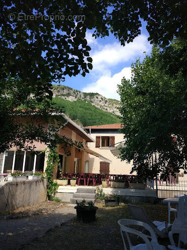 Autre à SAINT-JULIEN-DU-VERDON