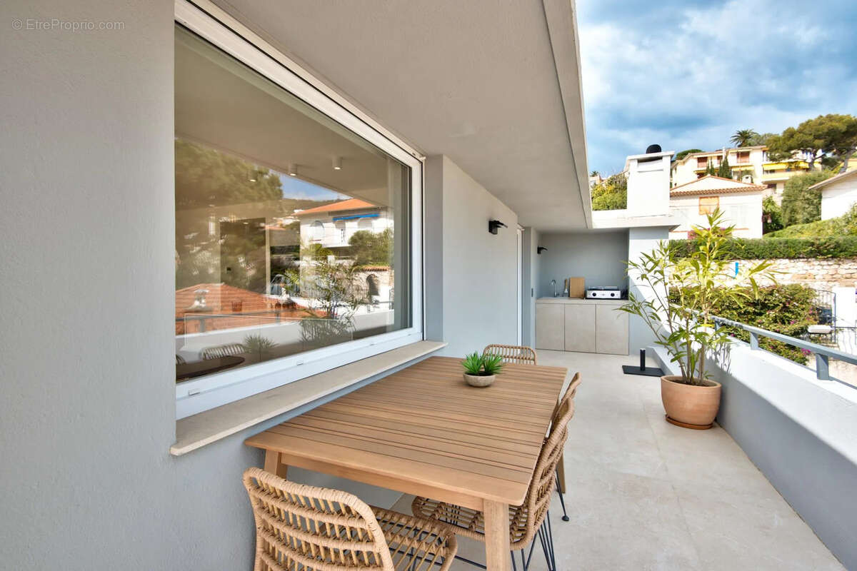 Appartement à VILLEFRANCHE-SUR-MER