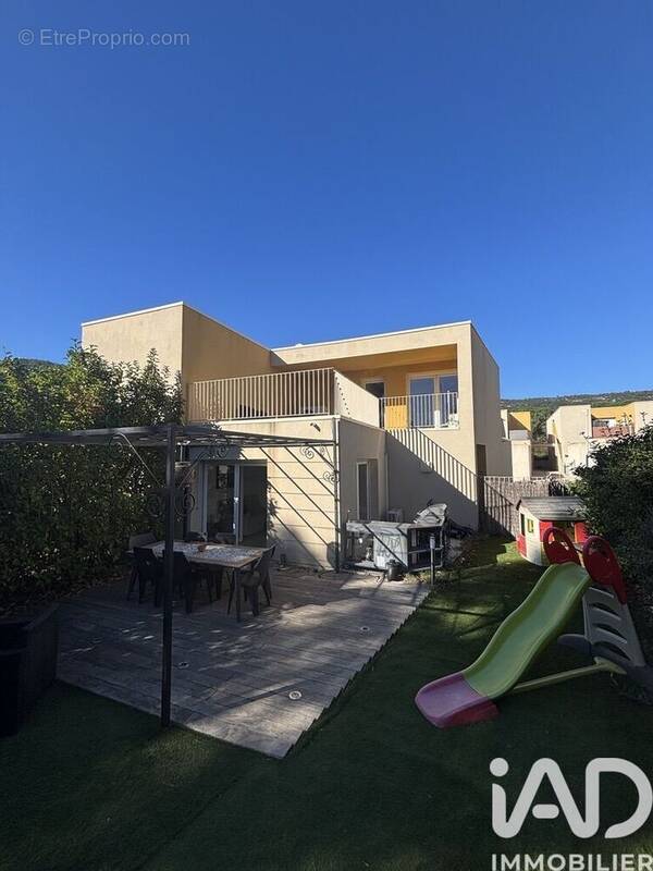 Photo 1 - Maison à PLAN-DE-LA-TOUR