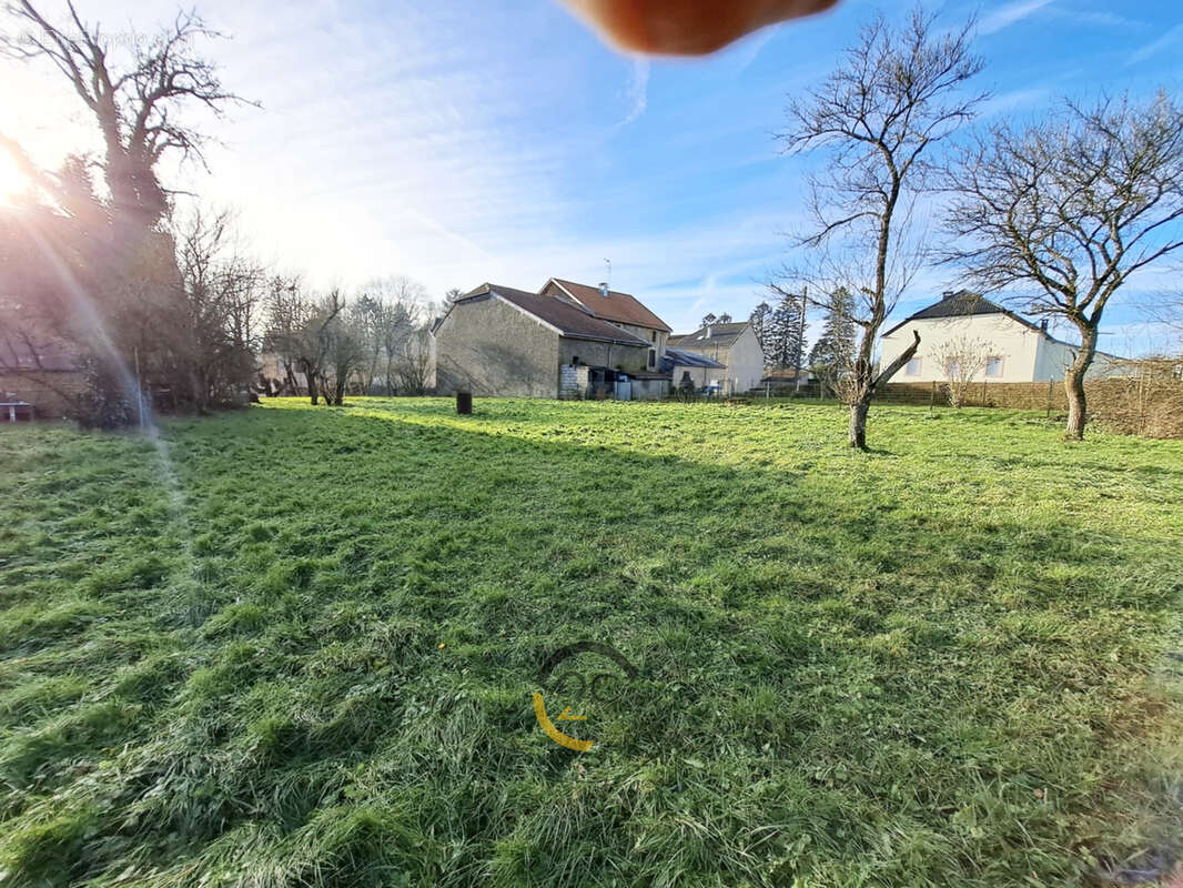 Maison à FILLIERES