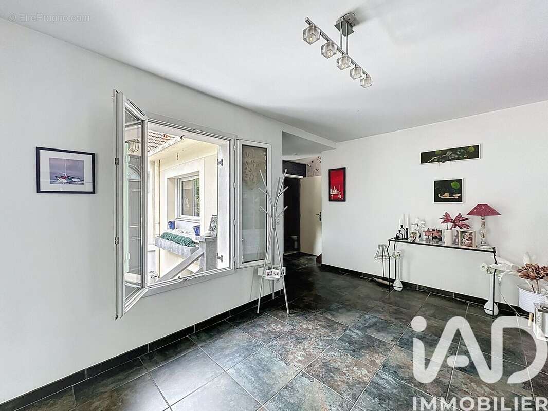 Photo 5 - Maison à LOUVECIENNES