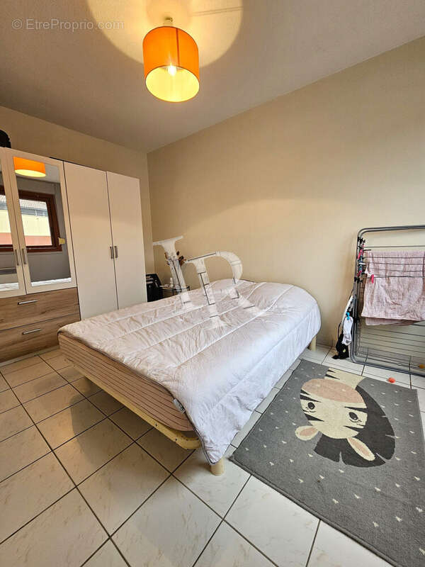 Appartement à AIGUILHE