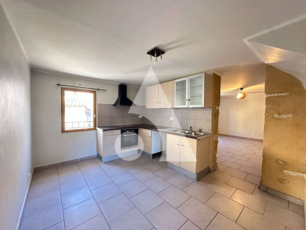 Appartement à CADENET