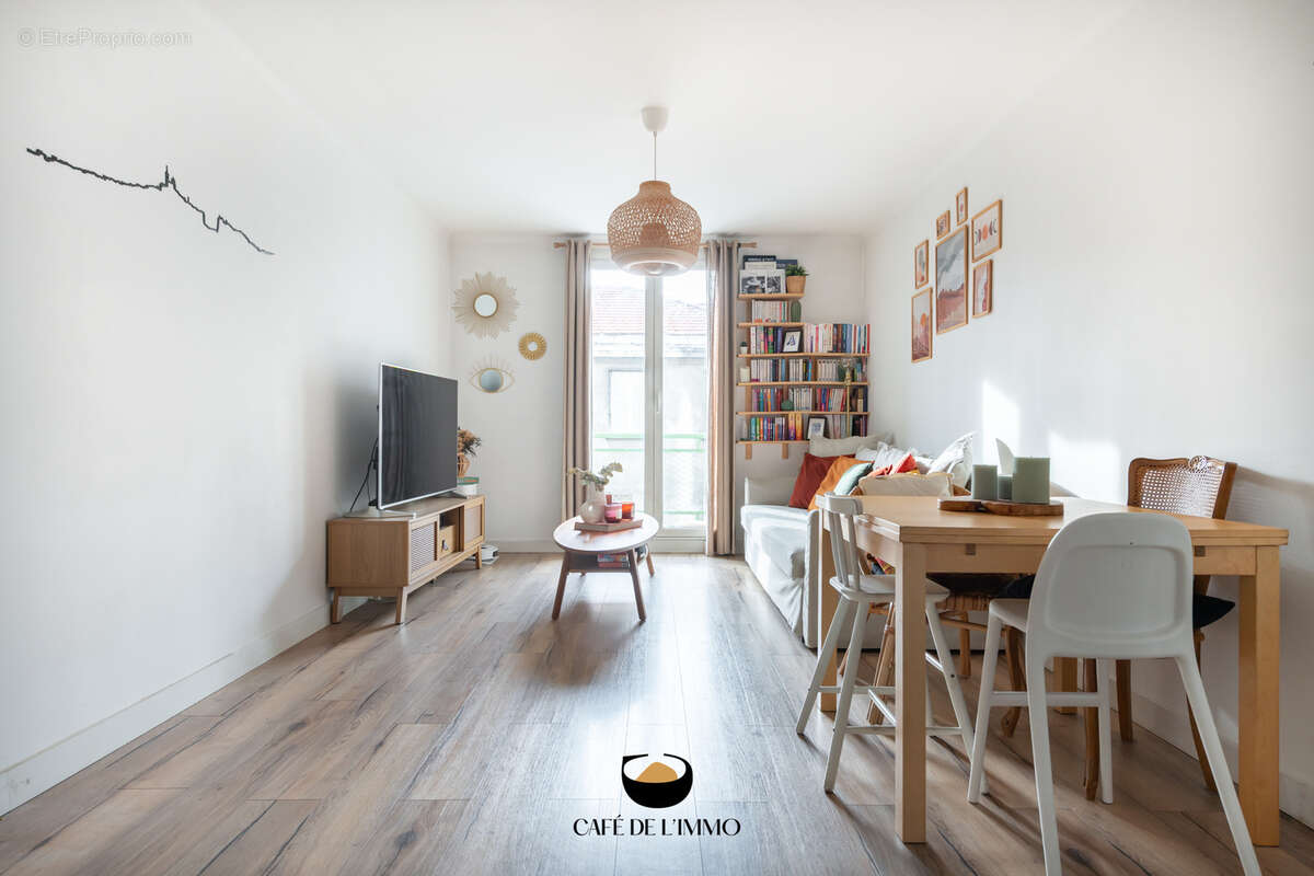 Appartement à MARSEILLE-8E