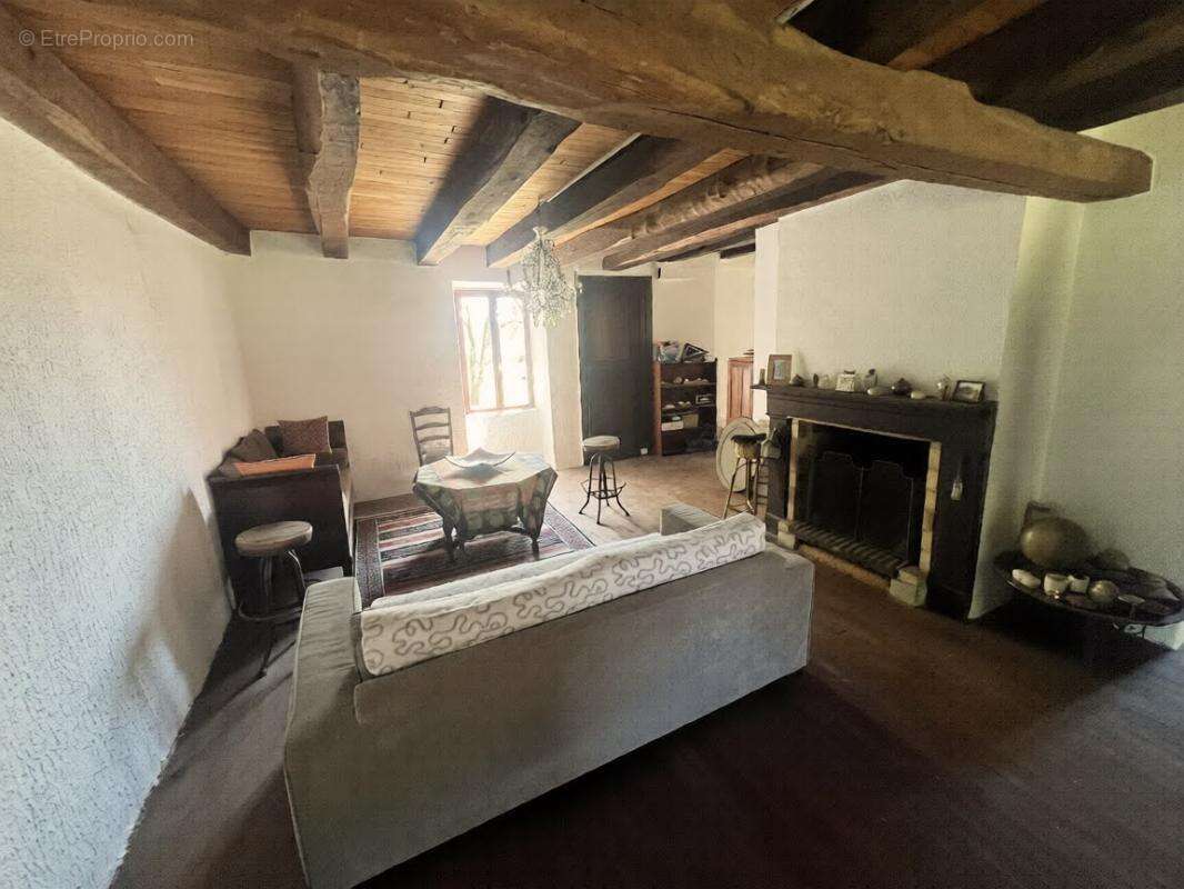 Maison Sarrazac 7 pièce(s) 265 m2 - photo 3
