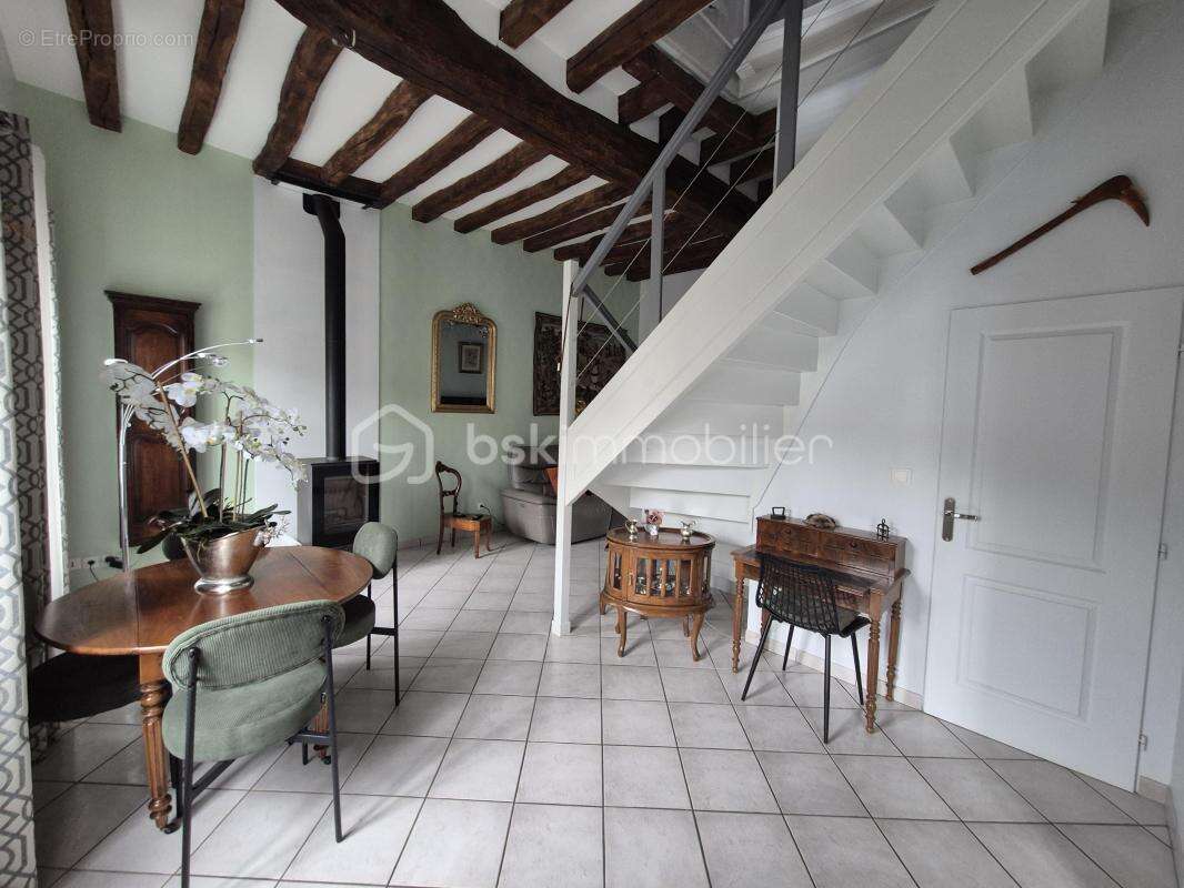Maison de ville 105 m2 très bon état à Gien - photo 8