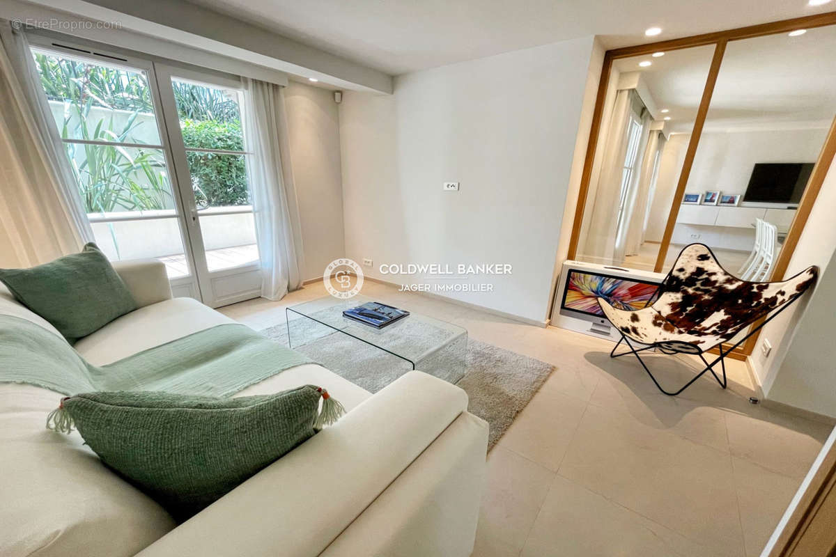 Commerce à SAINT-TROPEZ