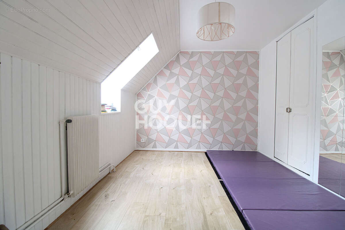 Maison à BRIE-COMTE-ROBERT