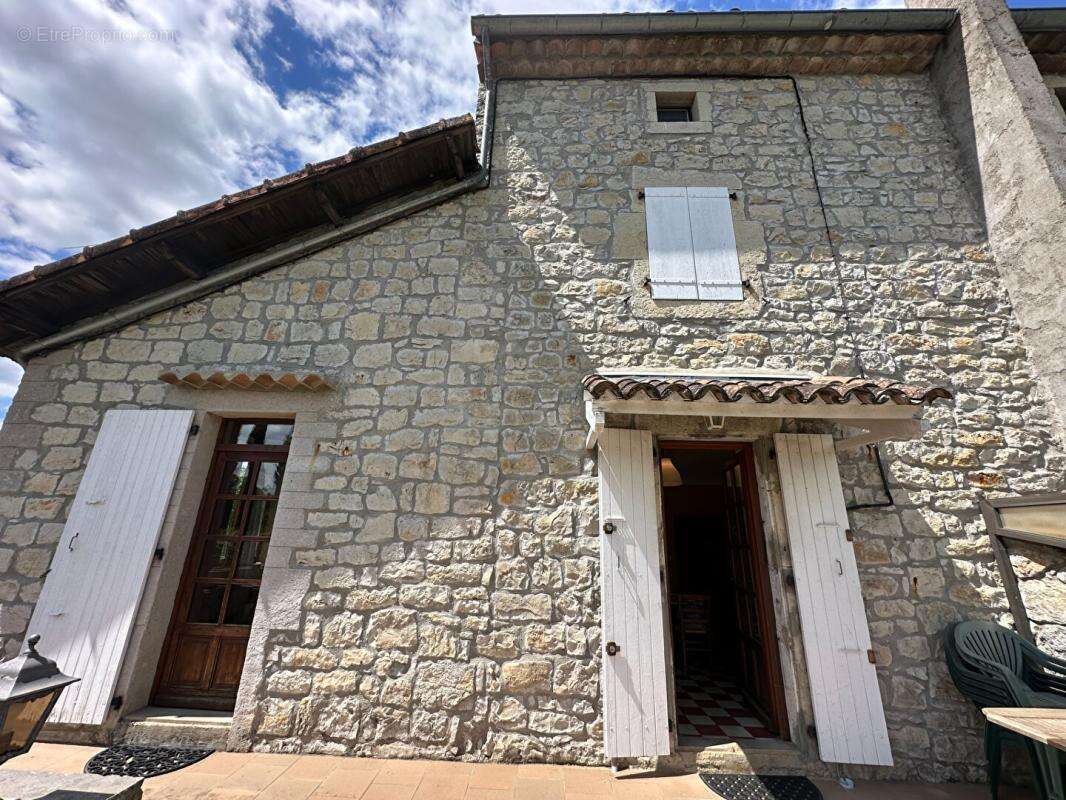 Maison  en Pierre Chandolas - photo 4