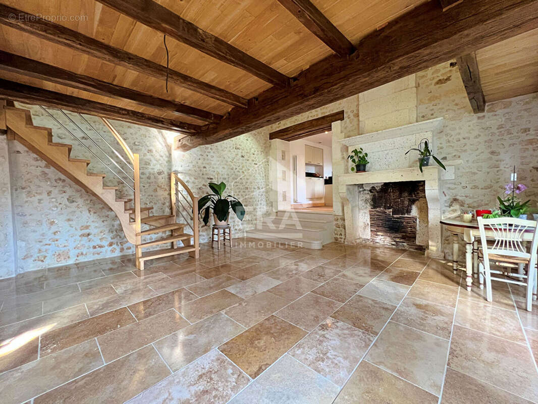 Maison à BECHERESSE