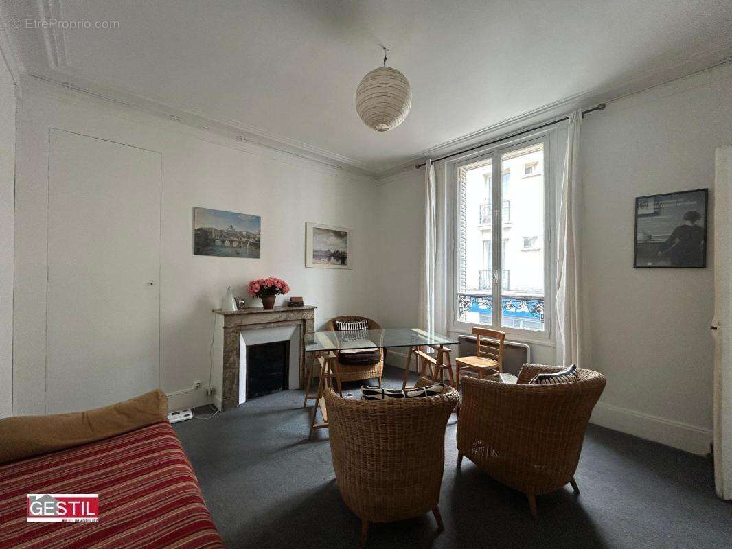 Commerce à PONTOISE