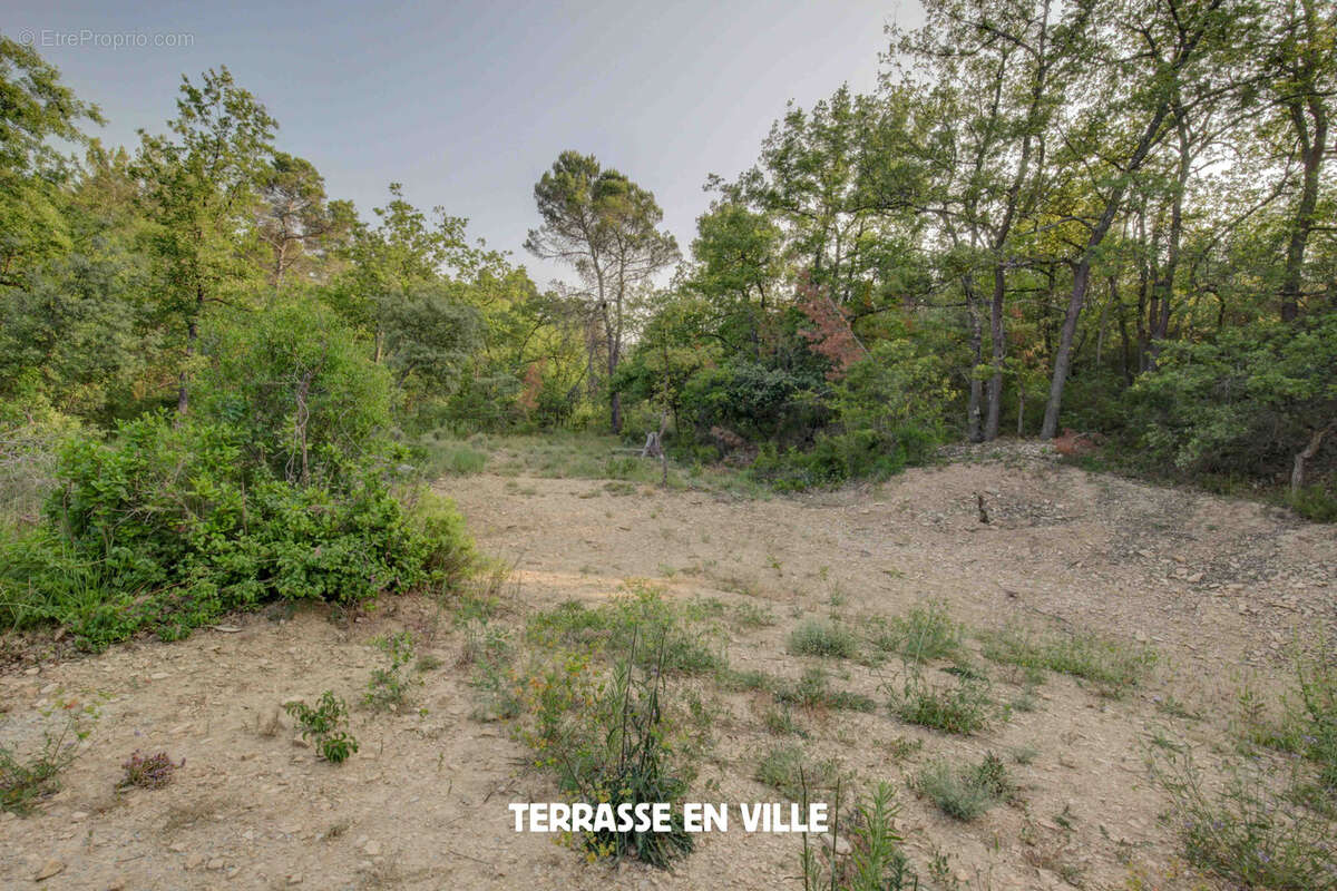 Maison à MEYRARGUES