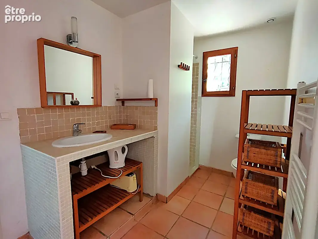 Propriété familiale spacieuse de type 8 à vendre à Garéoult sur 2000m² de terrain - photo 16