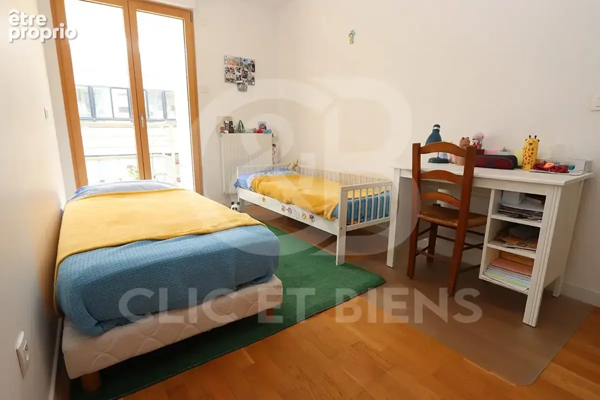 Appartement 70 m² à Chaville  - photo 7