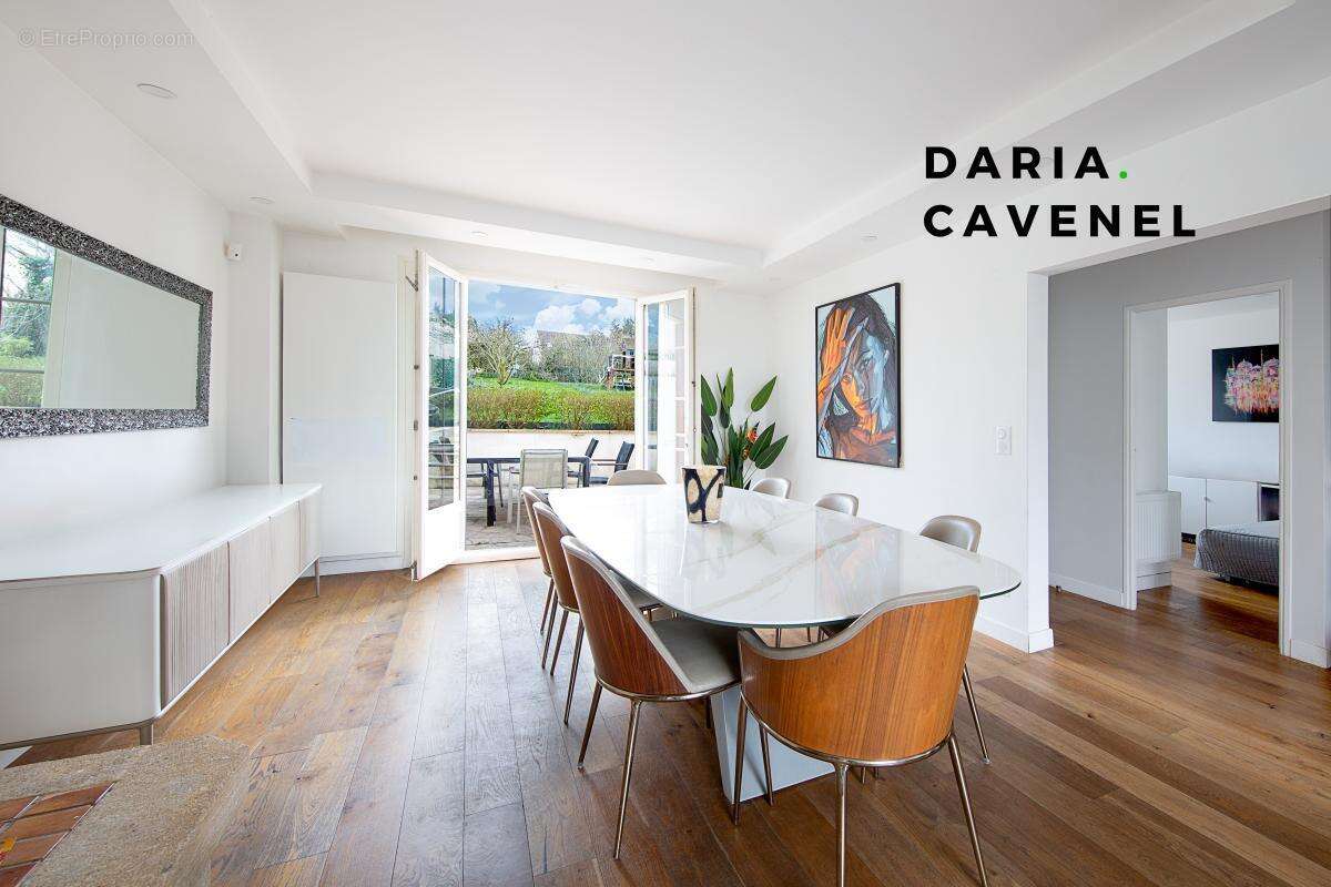 Maison à L'HAY-LES-ROSES