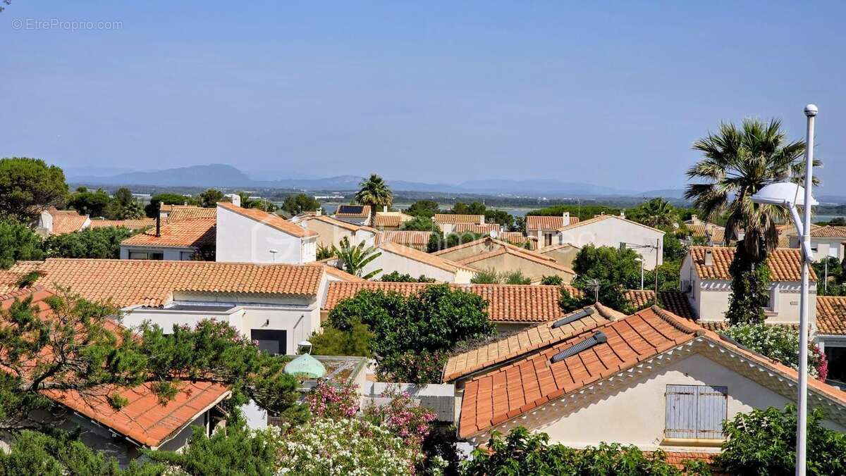 Carnon plage 1ere ligne appartement renove t2 avec toit terrasse + garage - photo 7