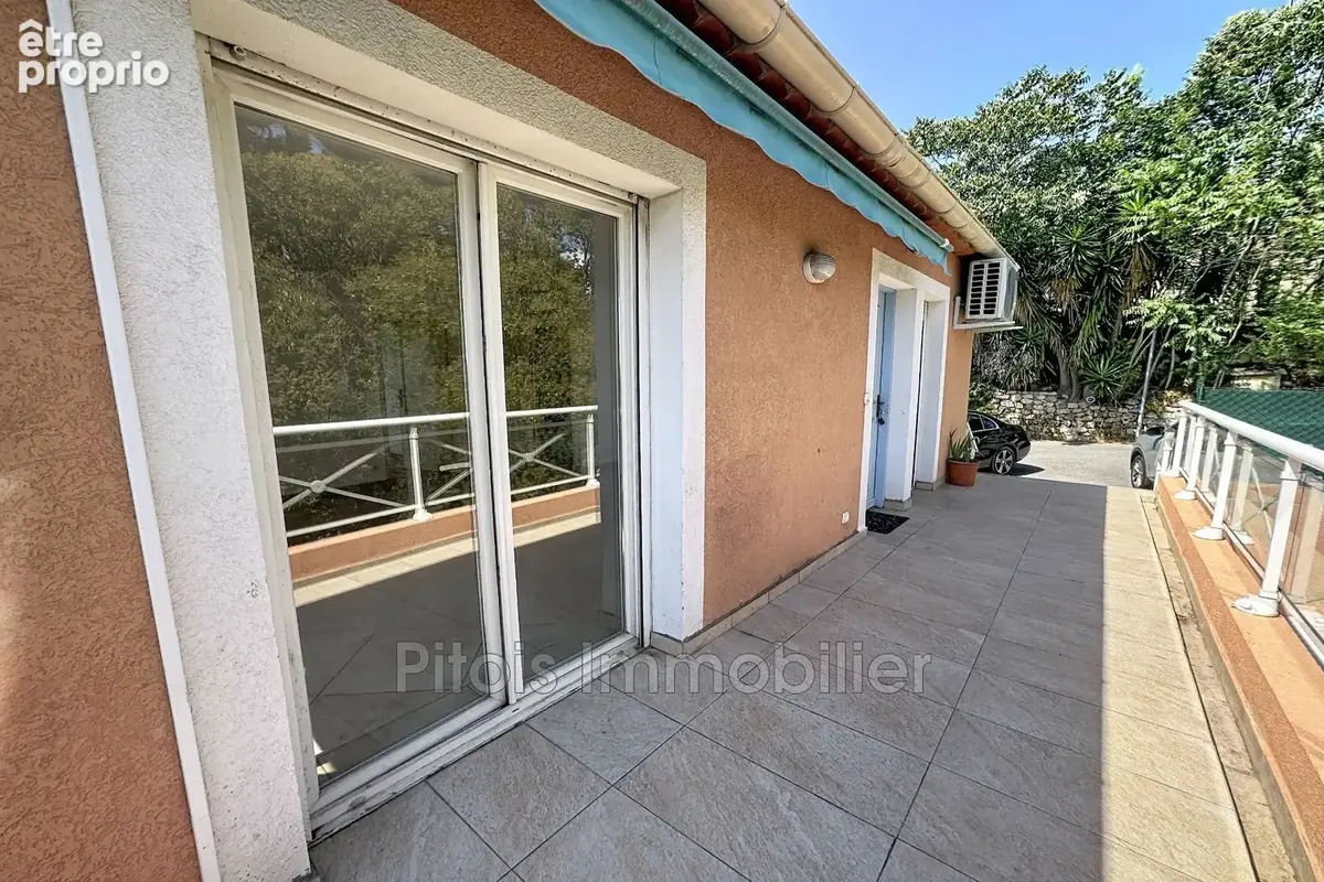 Maison 106 m² à Grasse  - photo 7