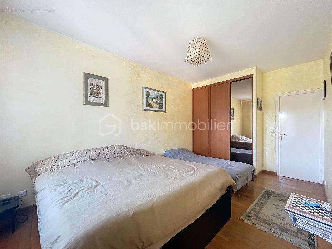 Maison à OUISTREHAM