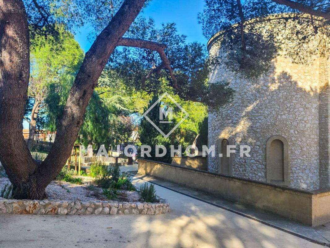 Appartement à MARSEILLE-6E