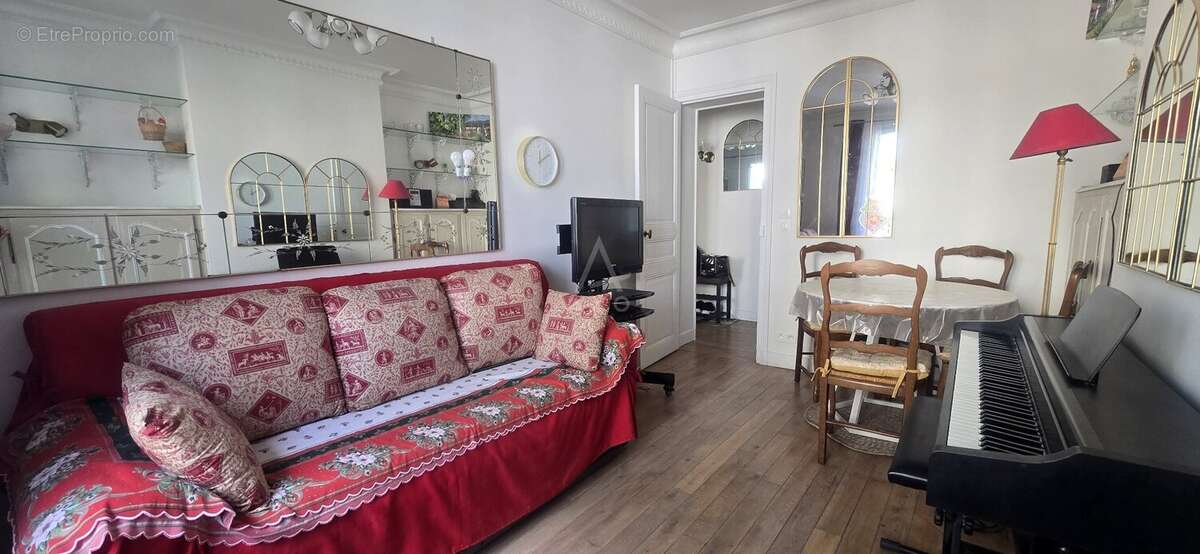 Appartement à PARIS-20E