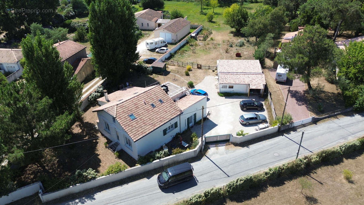 Maison à LA TREMBLADE