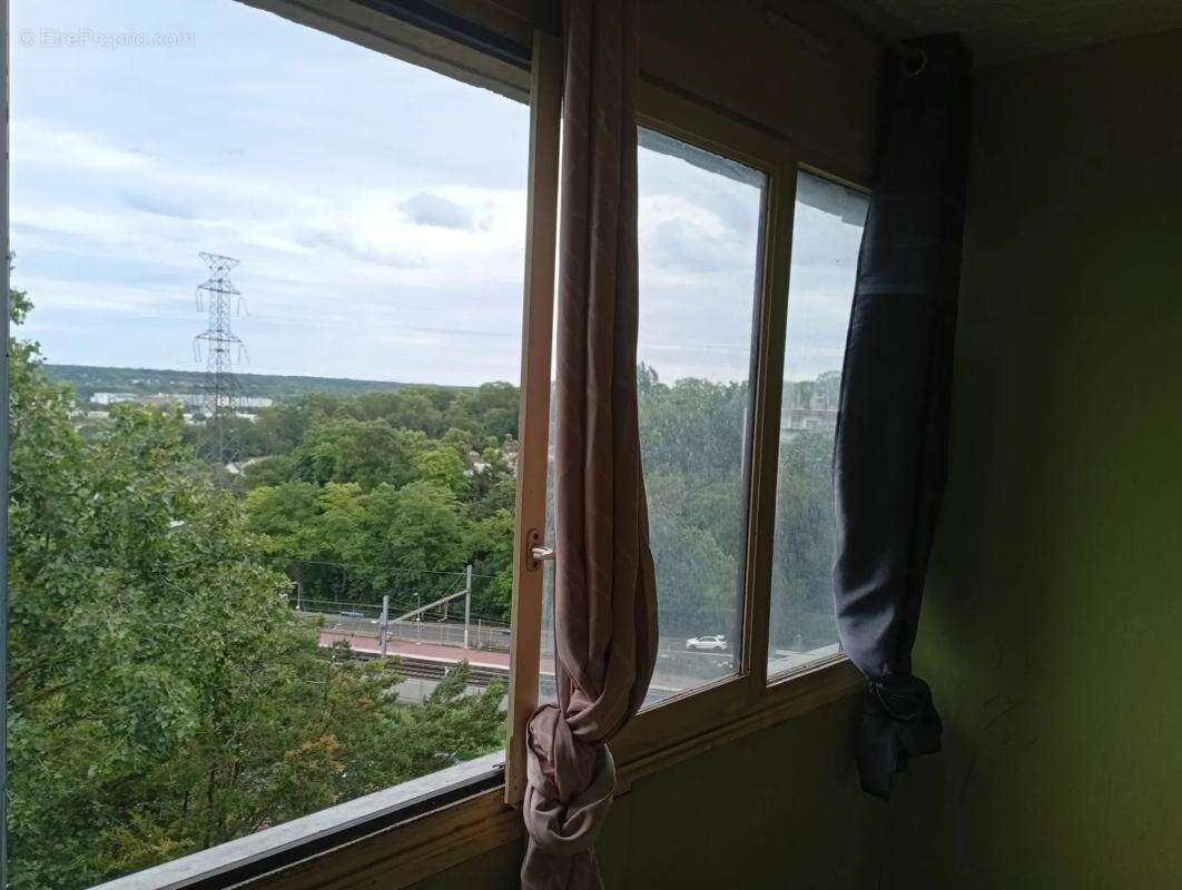 Bel appart T5 avec balcon – Cave – Parking - photo 18