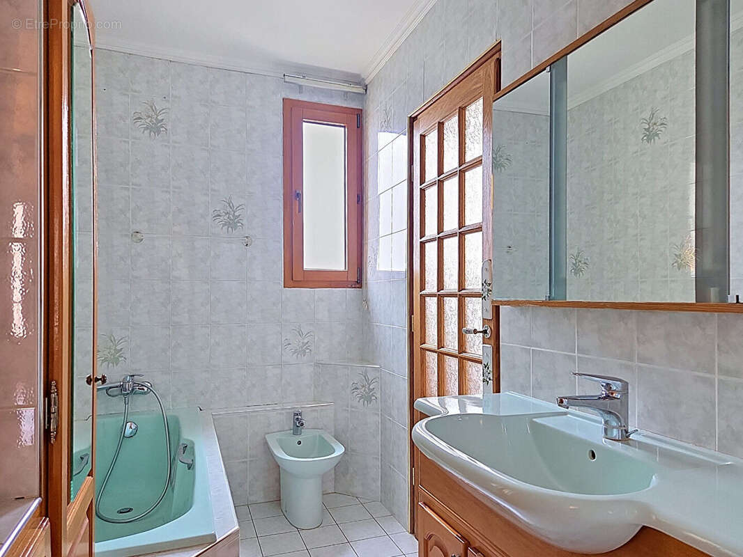 Appartement à CHATILLON