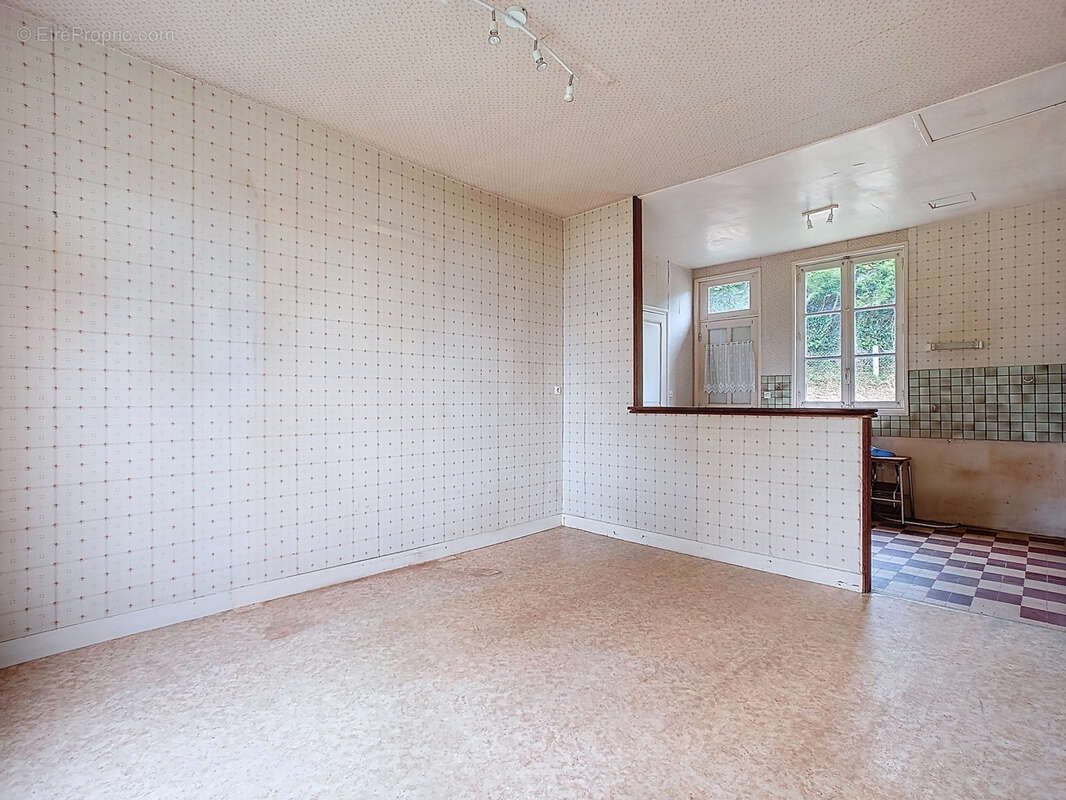 Maison à VILLERS-BOCAGE