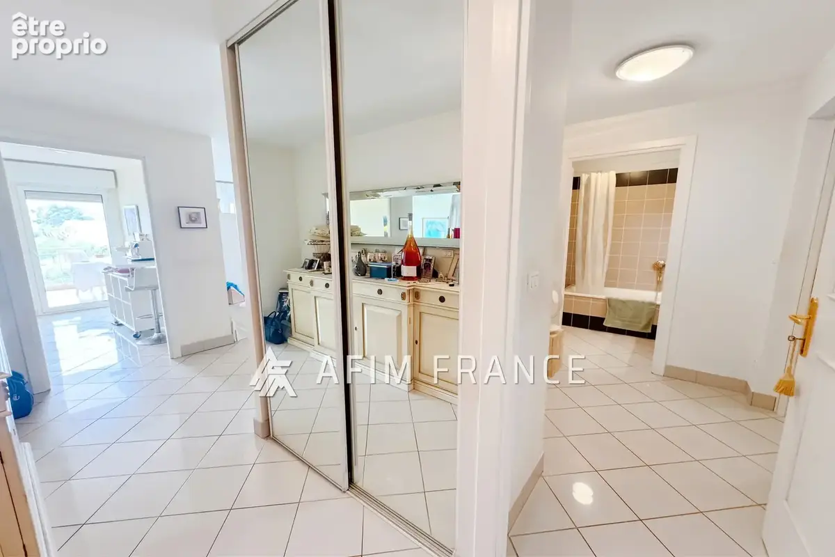 Appartement 2 pièces 56 m² à vendre à Beausoleil (06240) - photo 5