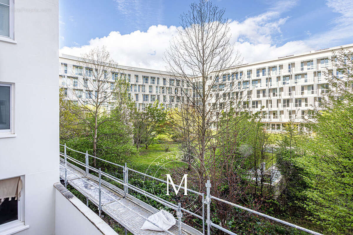 Appartement à MONTROUGE