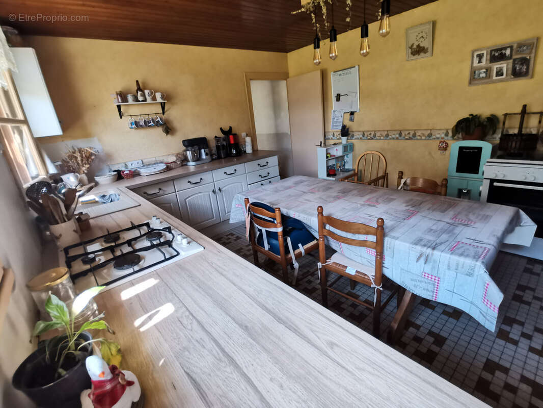 Maison à ROCHETREJOUX