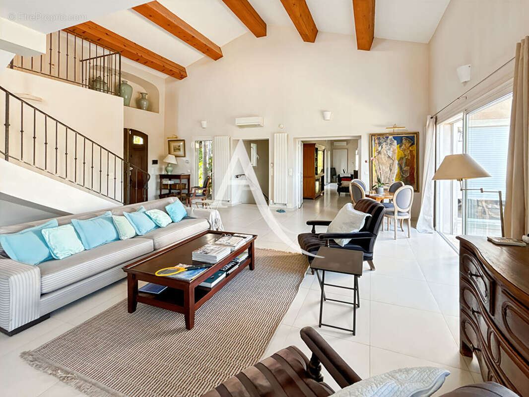 Maison à ANTIBES