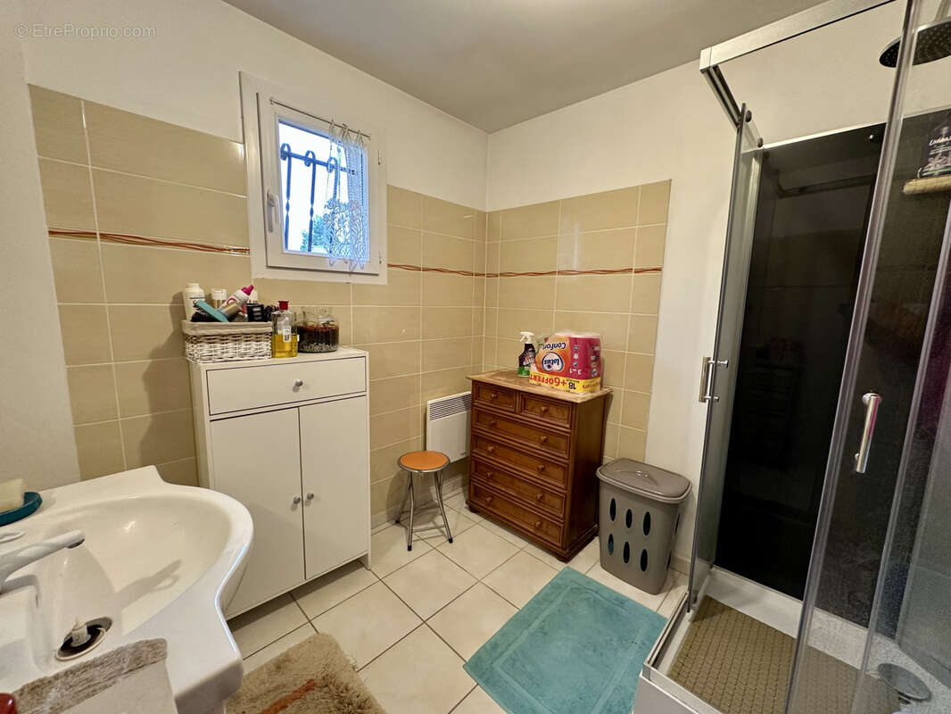 Maison à SAINT-NICOLAS-D'ALIERMONT