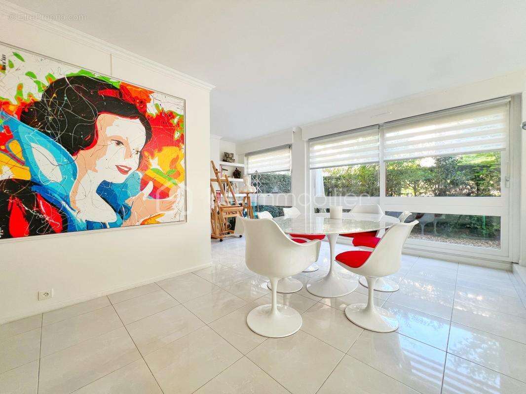 Appartement 5 pièces avec jardin privatif et piscine – Le Chesnay-Rocquencourt - photo 8
