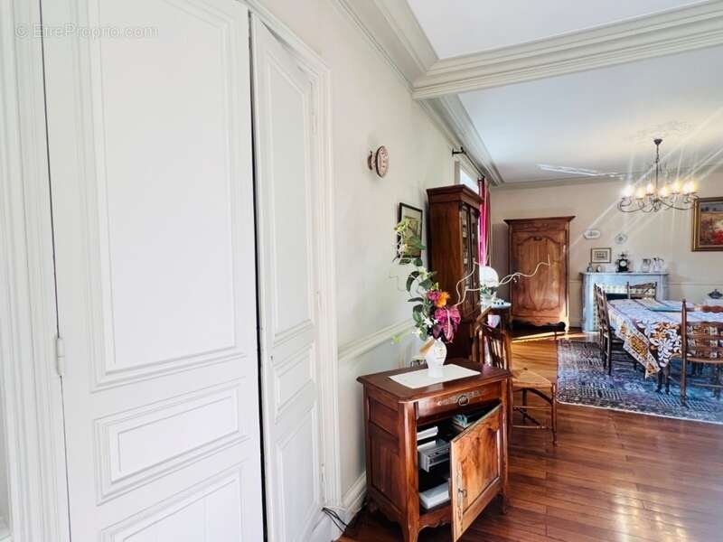 Maison à CHATELLERAULT