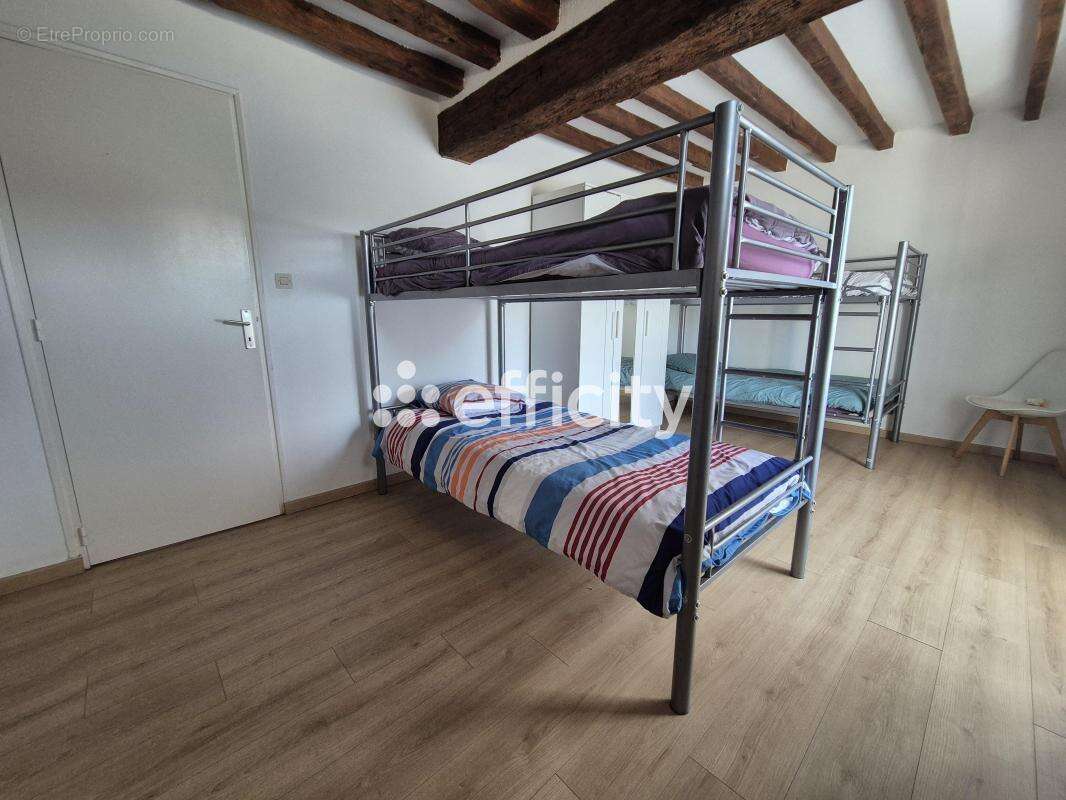 Appartement à DHUIZON