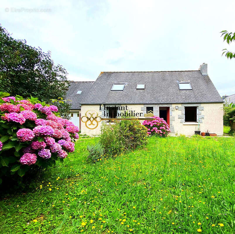 Maison à PLOUGASNOU