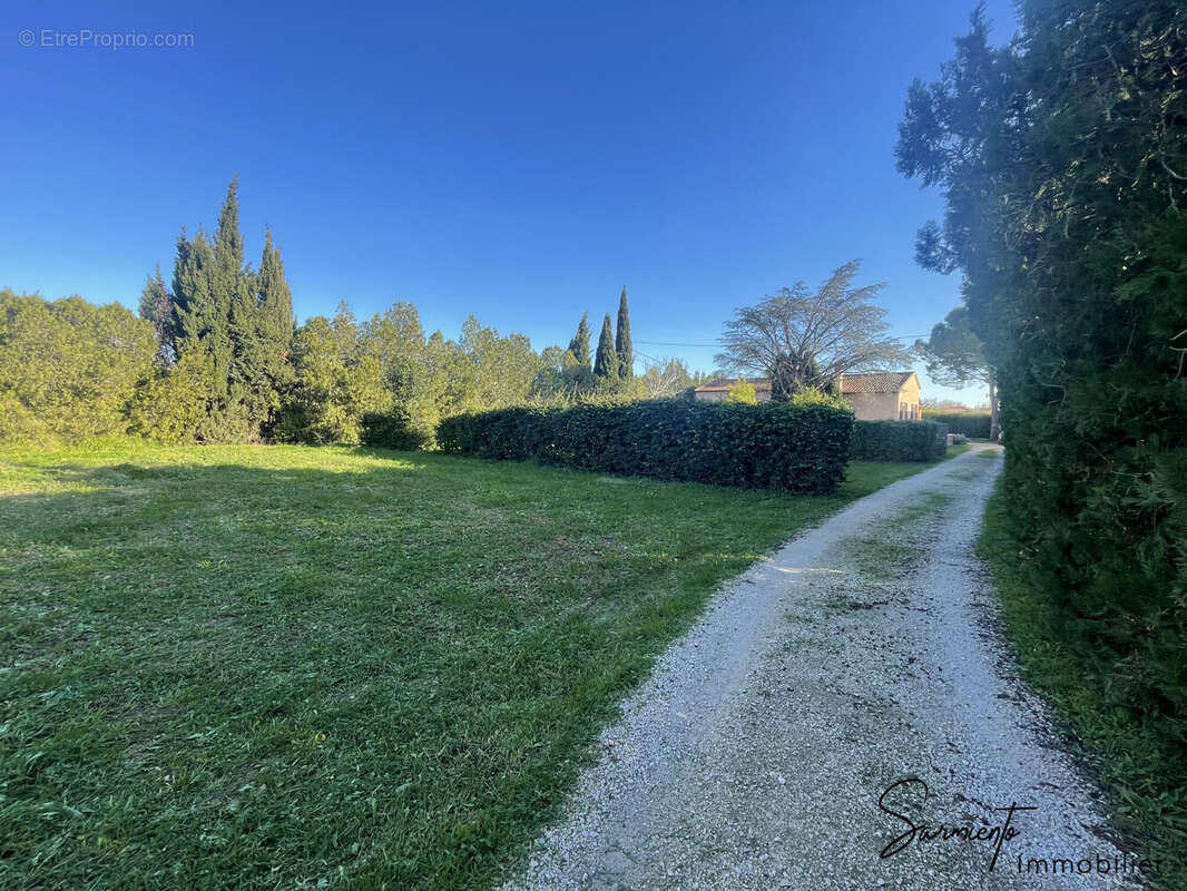 Maison à BELLEGARDE