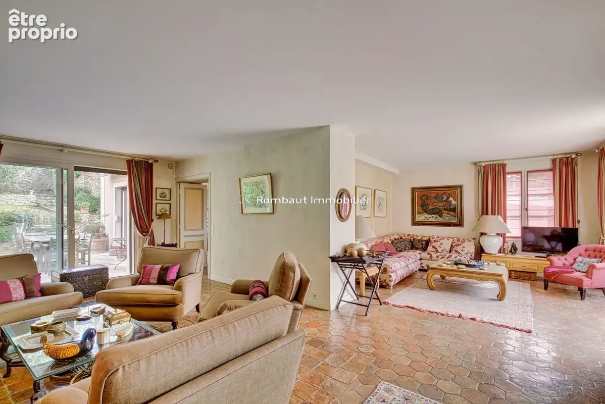 Maison 8 pièces 250 m² à vendre à La Celle-Saint-Cloud (78170) - photo 7