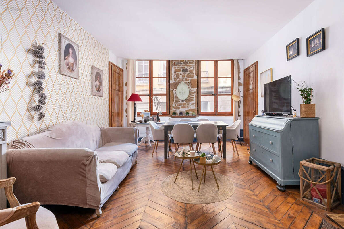 Appartement 4 pièces 112.85 m2 - photo 2