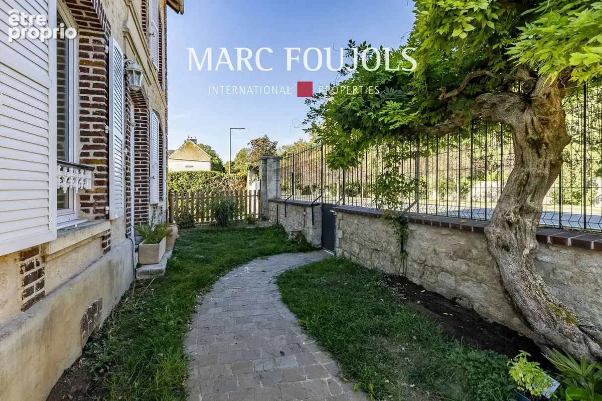 Proche Senlis - Maison en Pierre avec terrasse et jardinet - photo 3