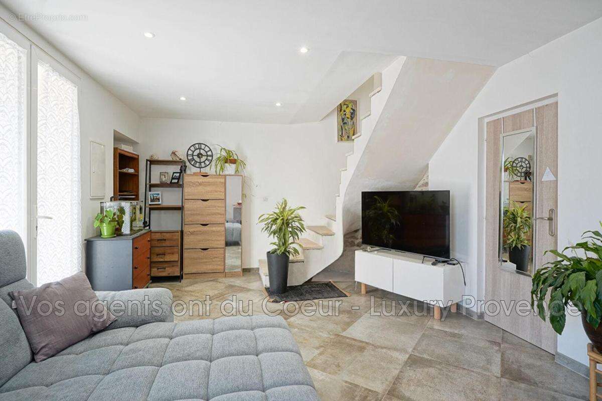 vente maison 4 Pièce(s) - photo 4