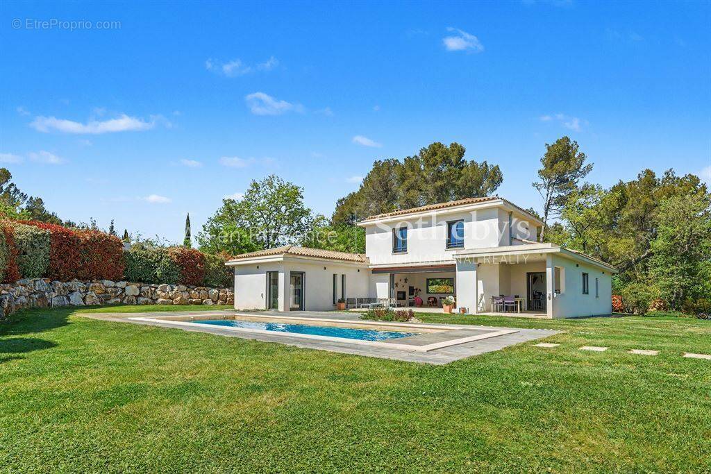 Maison à AIX-EN-PROVENCE