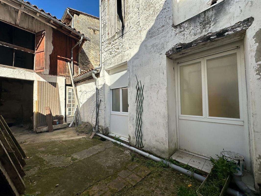 Maison à VILLANDRAUT