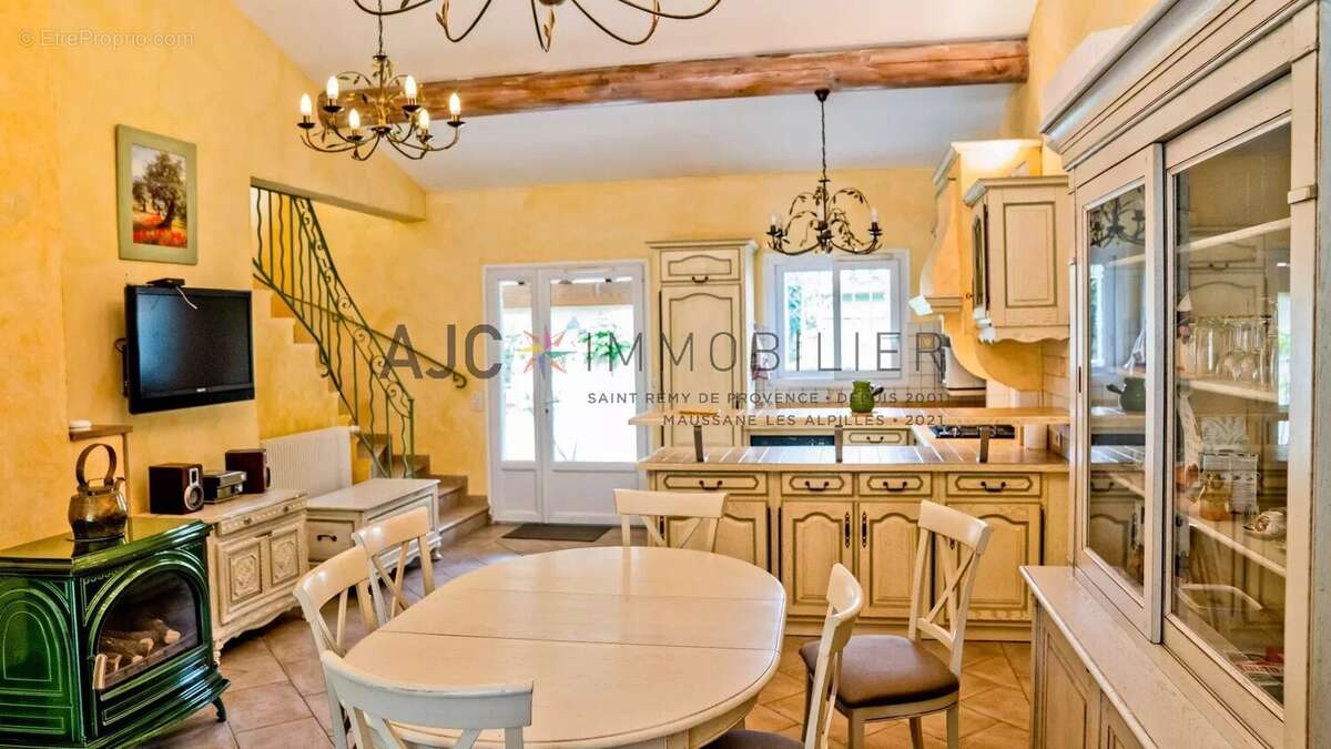 Maison à SAINT-REMY-DE-PROVENCE