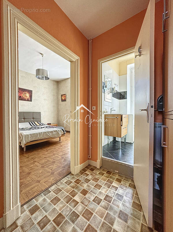 Appartement type 2 de 44 m2 en centre ville - photo 8