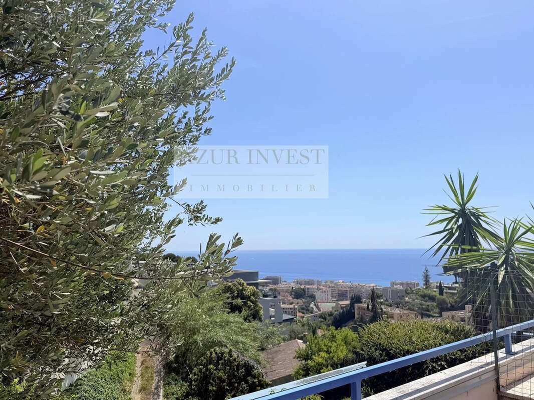 Appartement à ROQUEBRUNE-CAP-MARTIN