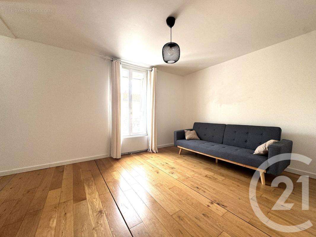 Appartement à FONTENAY-SOUS-BOIS