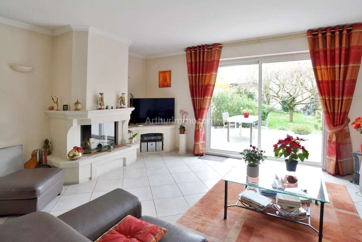 Maison à NOGENT-SUR-MARNE